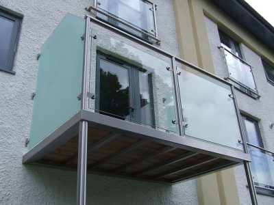 STEEL-BALCONY